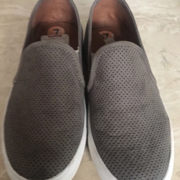 Steve Madden Womens skate shoes - Picture 1 of 5